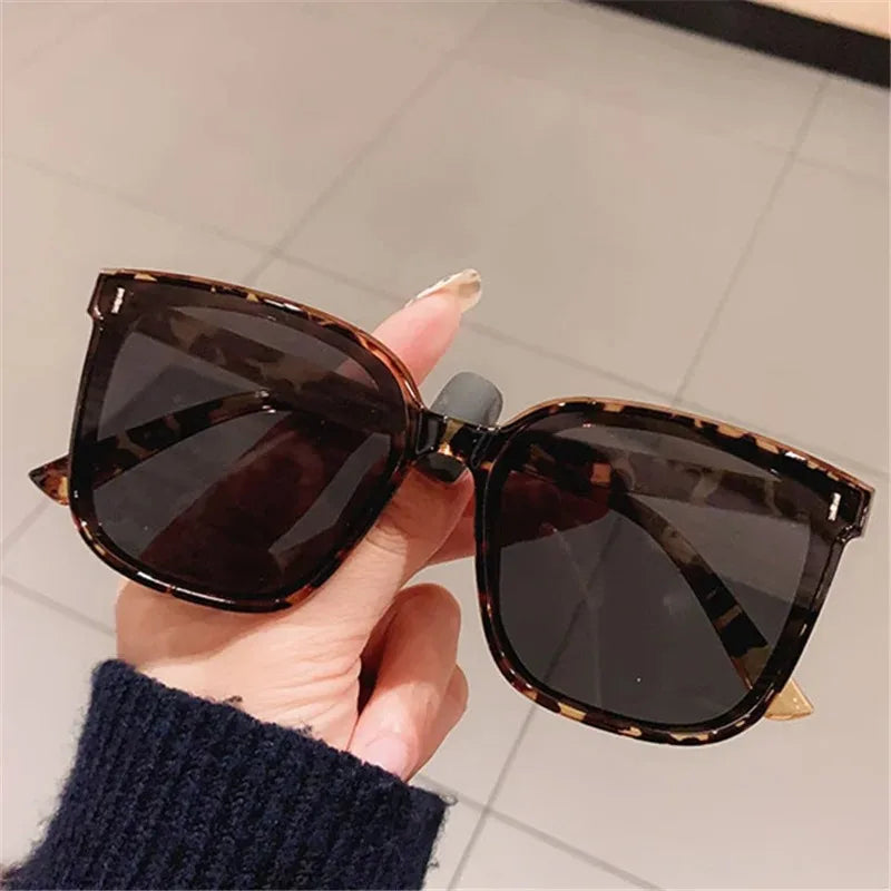 New Popular Square Sun Glasses Ladies .-Nilah Store