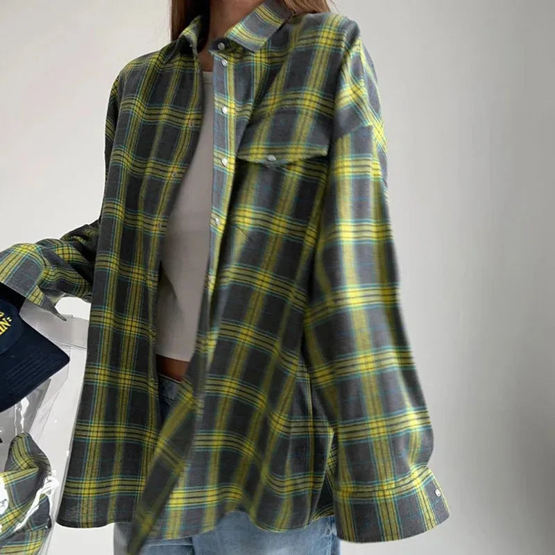 Women's Vintage Plaid Shirt – Loose Fit, Long Sleeve, Button-Down.