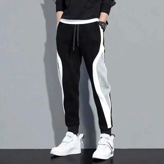 Men's Loose Fit Sports Pants – Running & Training Trousers.