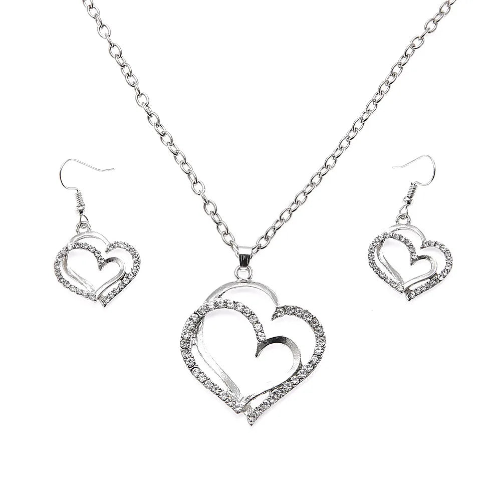 Set Gioielli a Cuore: Eleganza e Stile.-Nilah Store